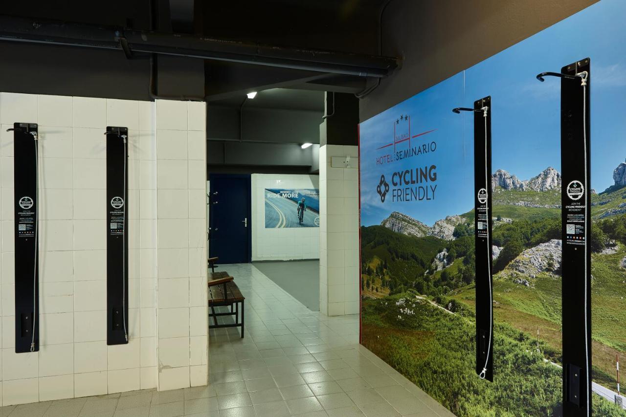 Hotel Seminario Aeropuerto Bilbao 데리오 외부 사진
