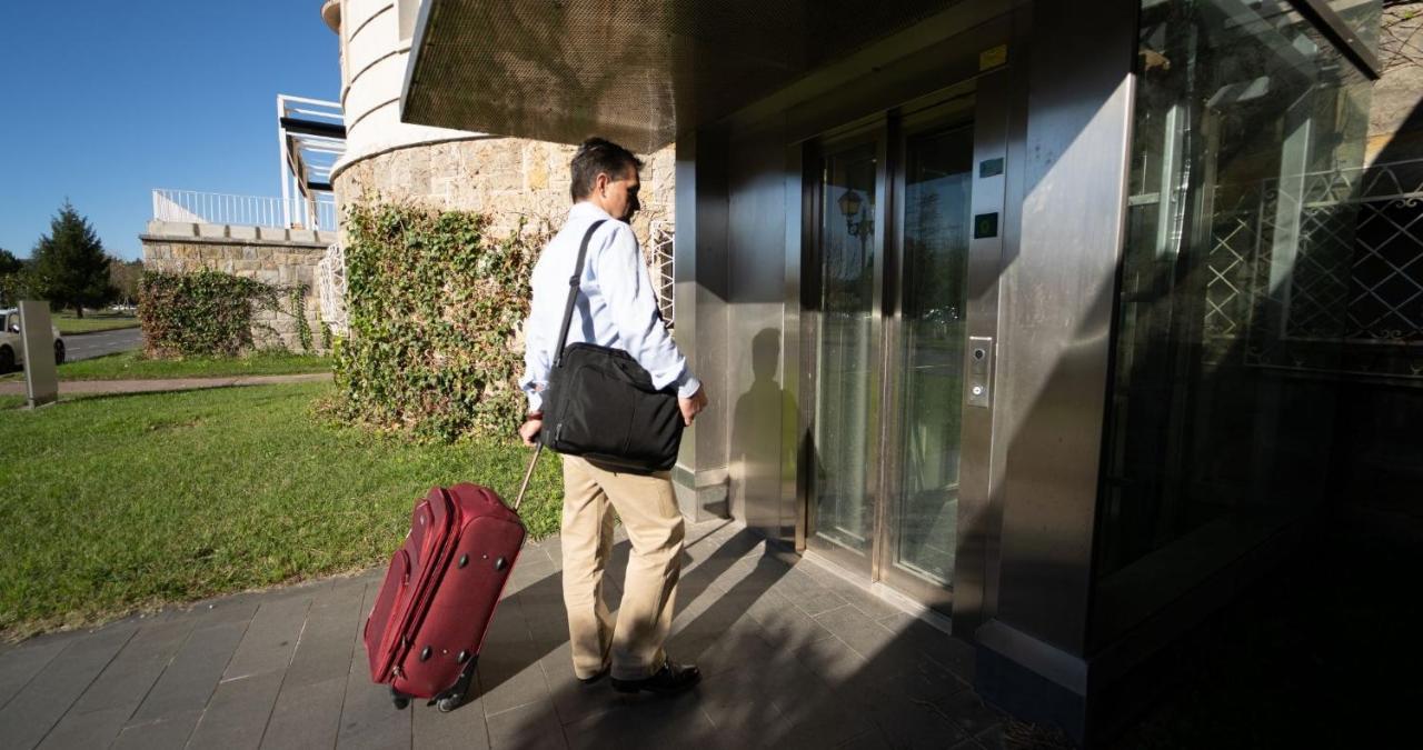 Hotel Seminario Aeropuerto Bilbao 데리오 외부 사진
