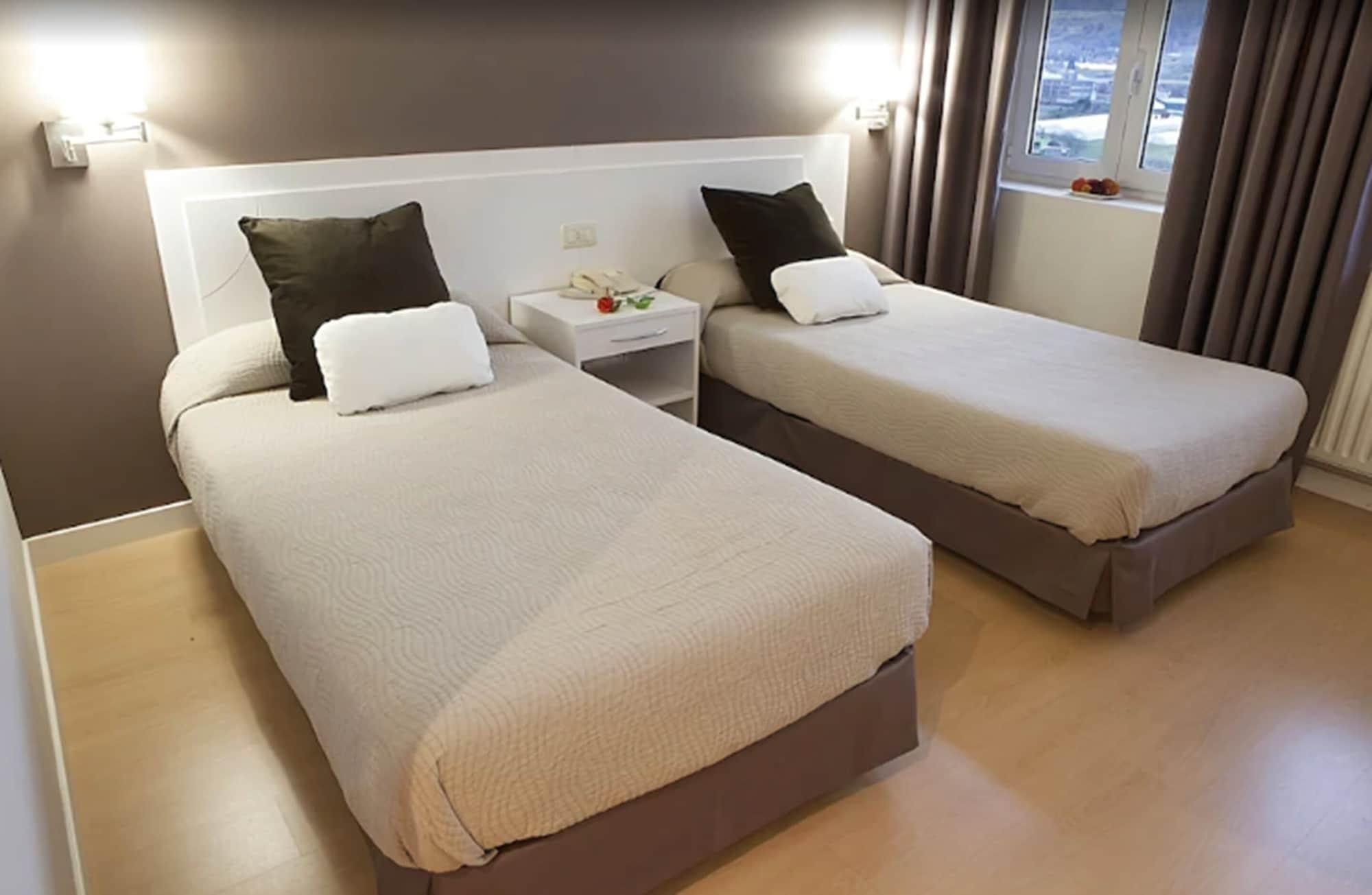 Hotel Seminario Aeropuerto Bilbao 데리오 외부 사진