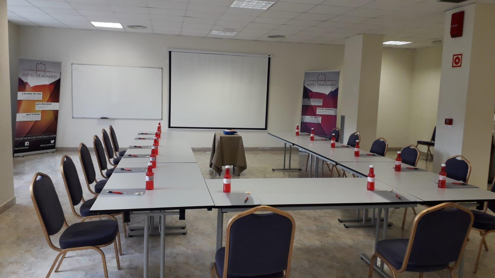 Hotel Seminario Aeropuerto Bilbao 데리오 외부 사진