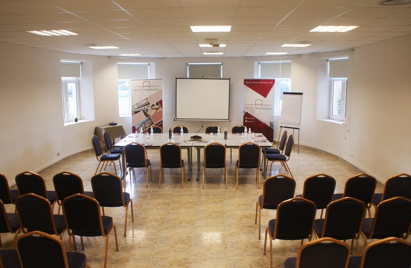 Hotel Seminario Aeropuerto Bilbao 데리오 외부 사진
