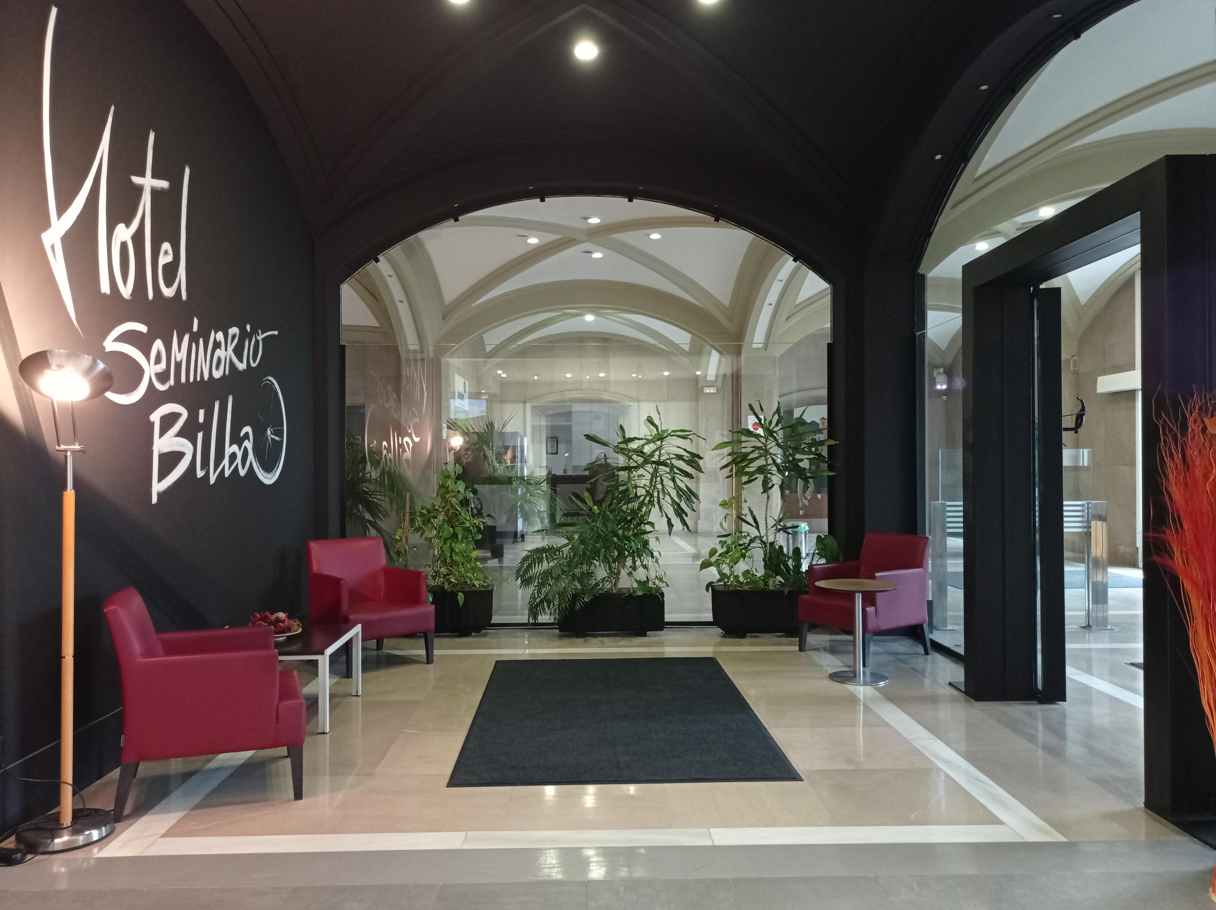 Hotel Seminario Aeropuerto Bilbao 데리오 외부 사진