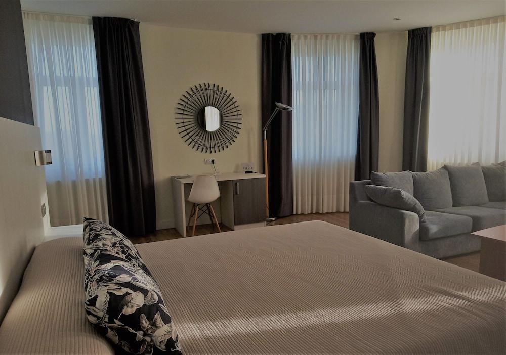 Hotel Seminario Aeropuerto Bilbao 데리오 외부 사진